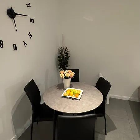 Luni Apartmants Vracar *